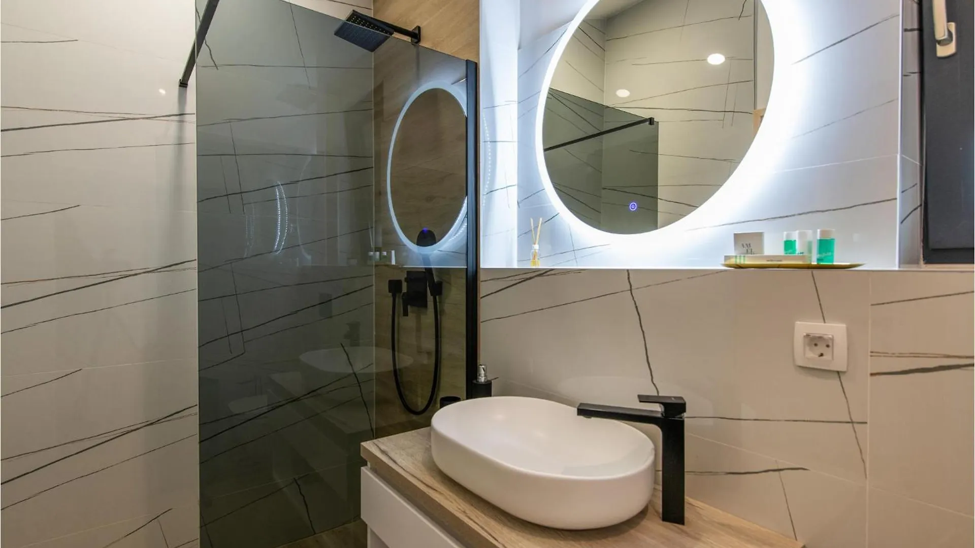 Holiday home 4 Bedroom Beautiful Home In Rebici