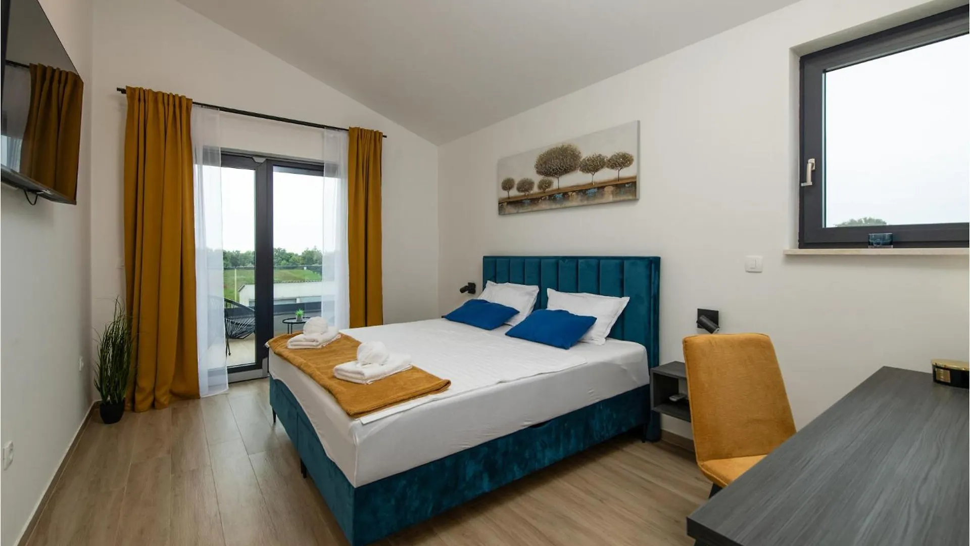 Holiday home 4 Bedroom Beautiful Home In Rebici